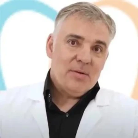 Dr Dragan Prokić